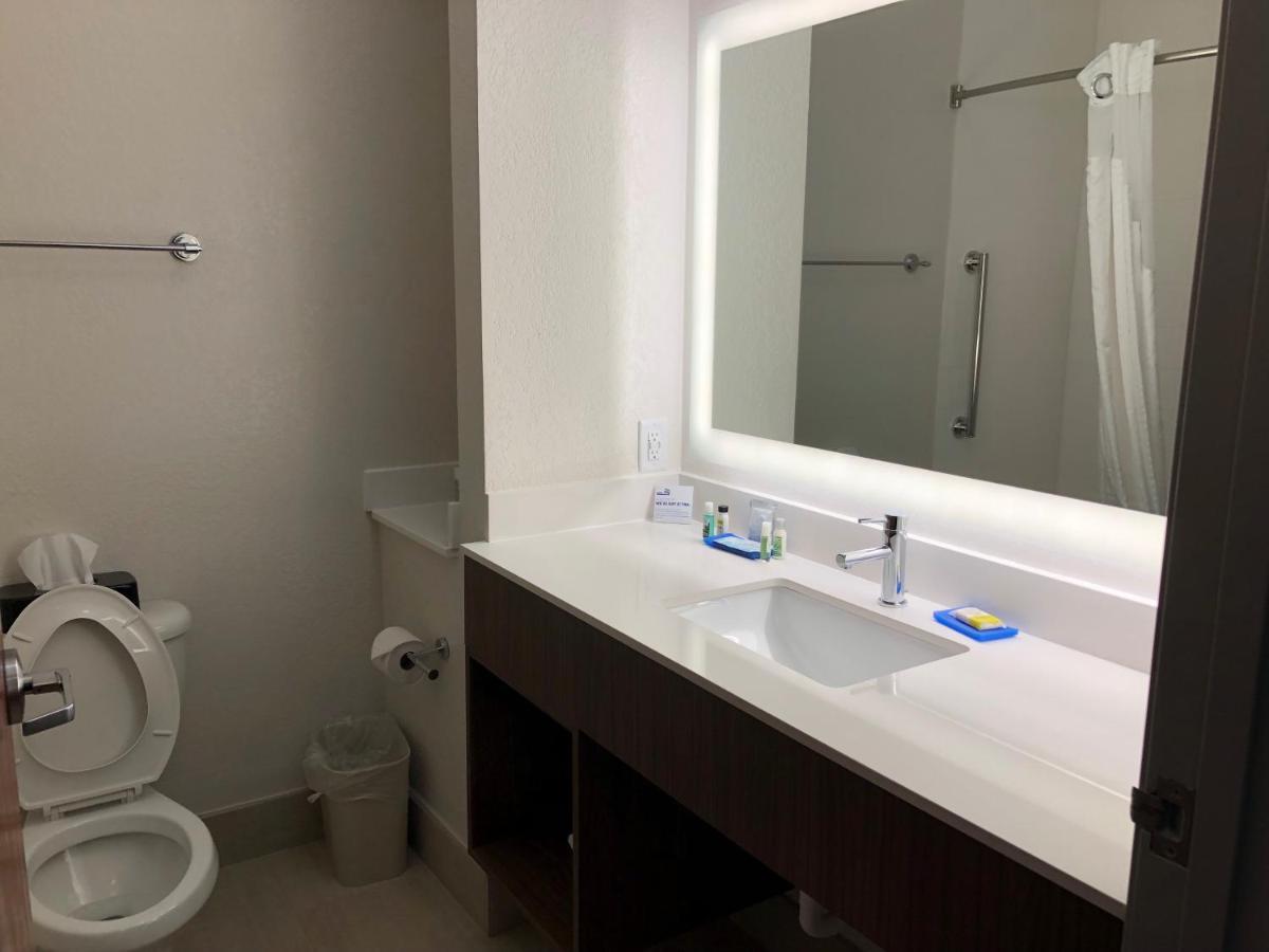 Holiday Inn Express Hotel & Suites Franklin By Ihg Eksteriør billede