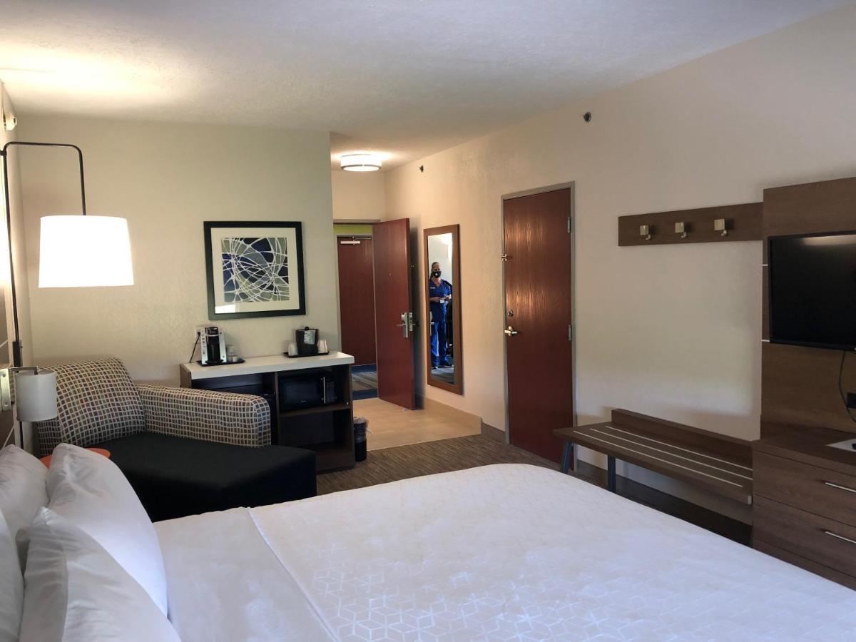 Holiday Inn Express Hotel & Suites Franklin By Ihg Eksteriør billede
