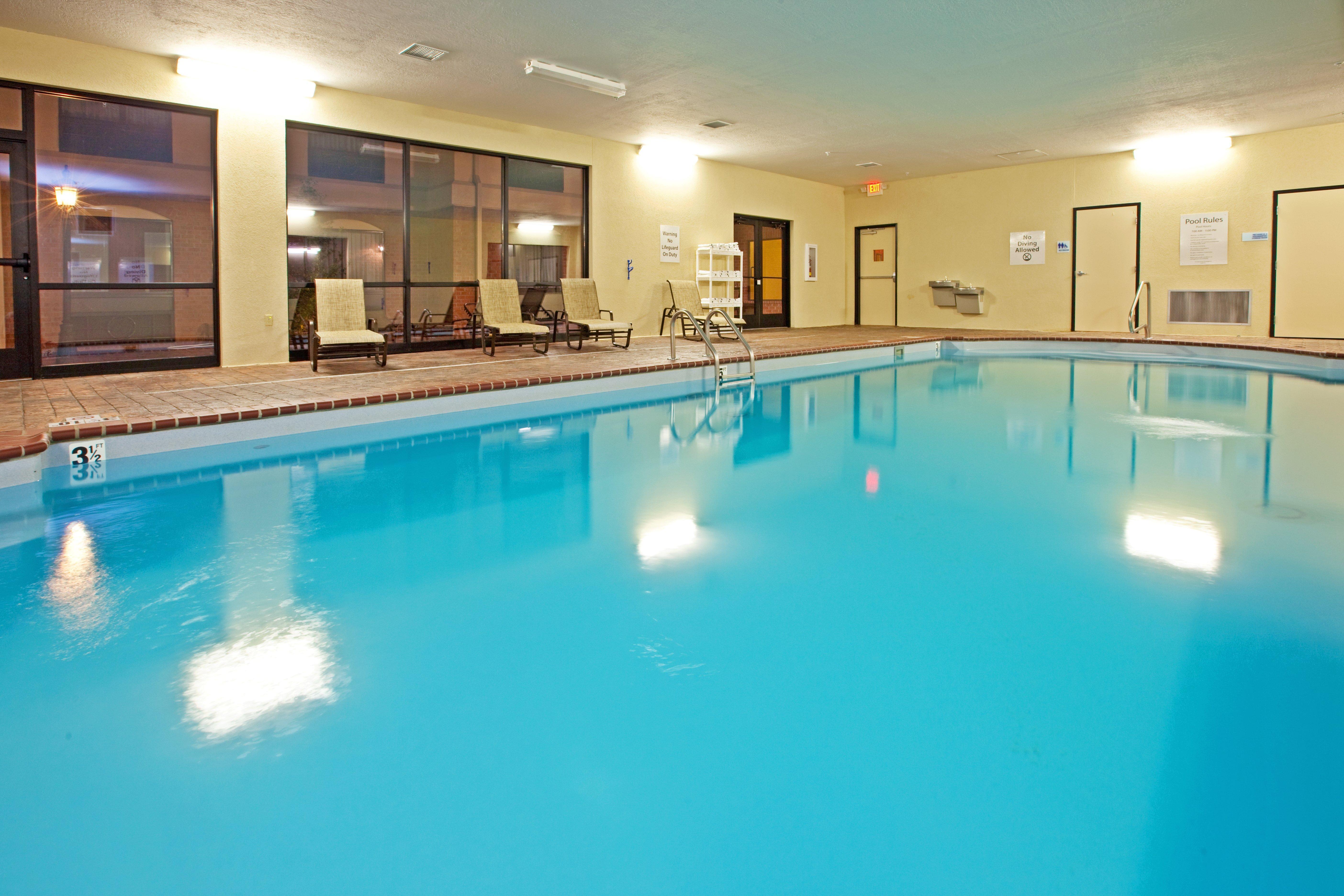 Holiday Inn Express Hotel & Suites Franklin By Ihg Eksteriør billede
