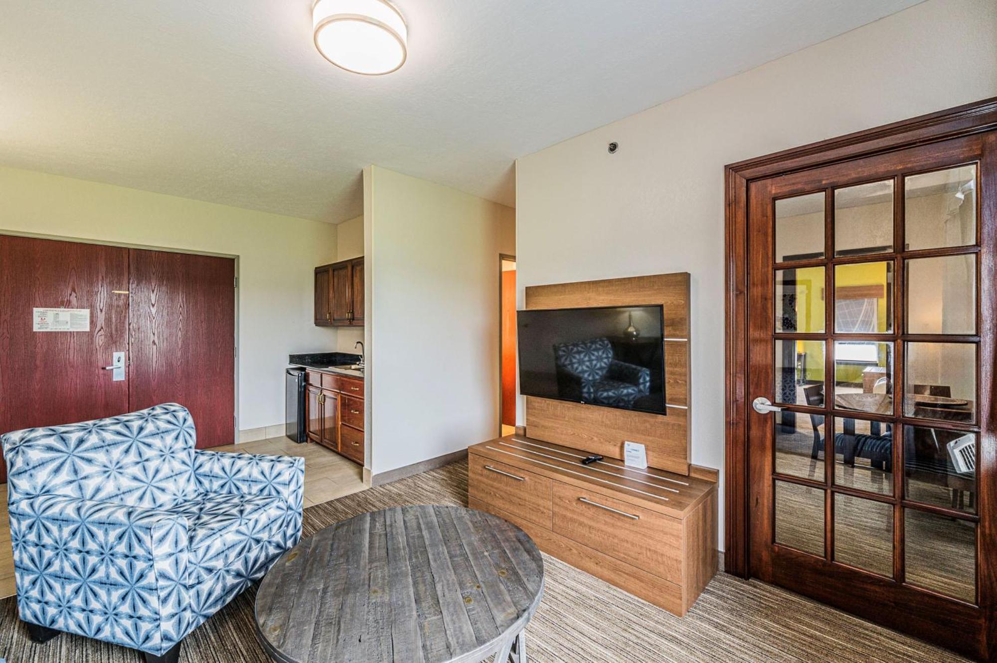 Holiday Inn Express Hotel & Suites Franklin By Ihg Eksteriør billede